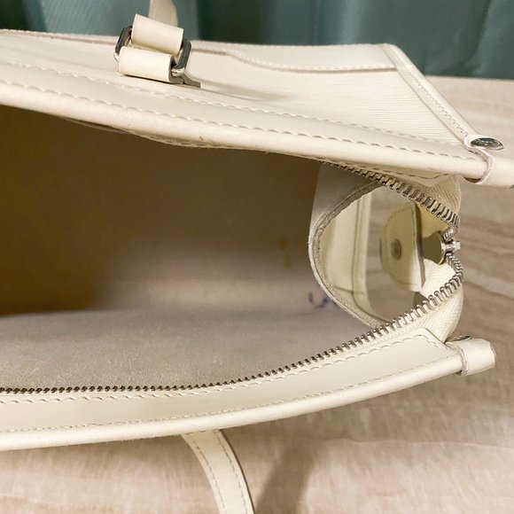 Louis Vuitton Epi Leather Madeleine Pm Ivory Beige - Picture 2 of 16